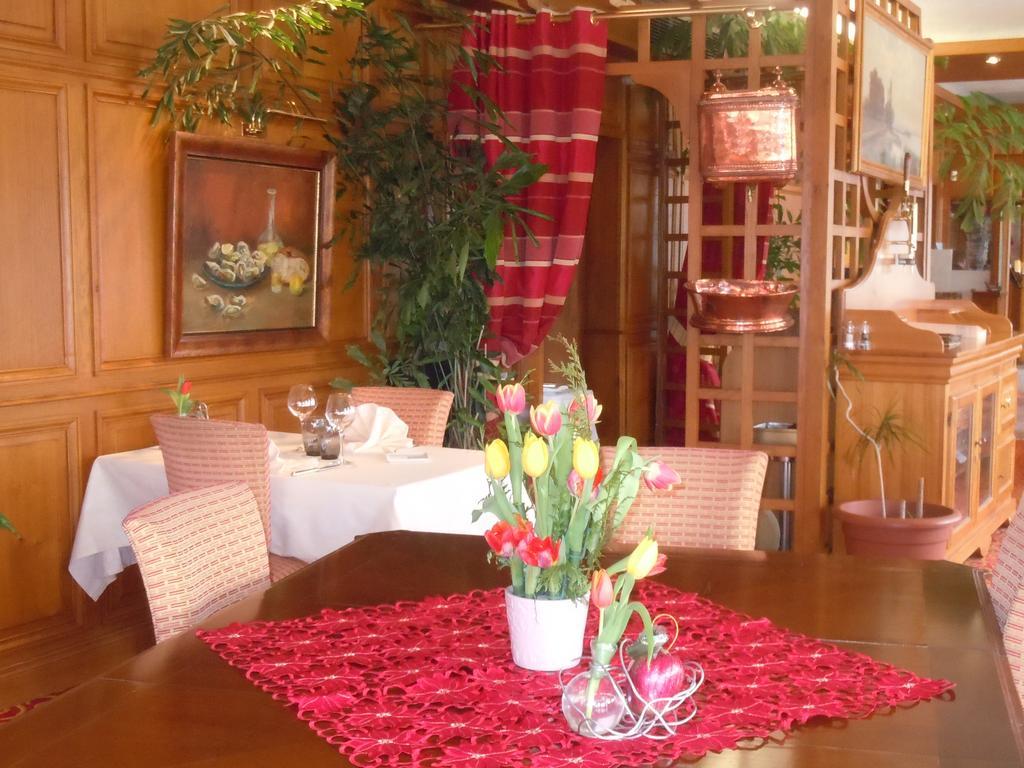 Hotel Restaurant Le Bellevue Montrichard 3 Etoiles Монришар Экстерьер фото